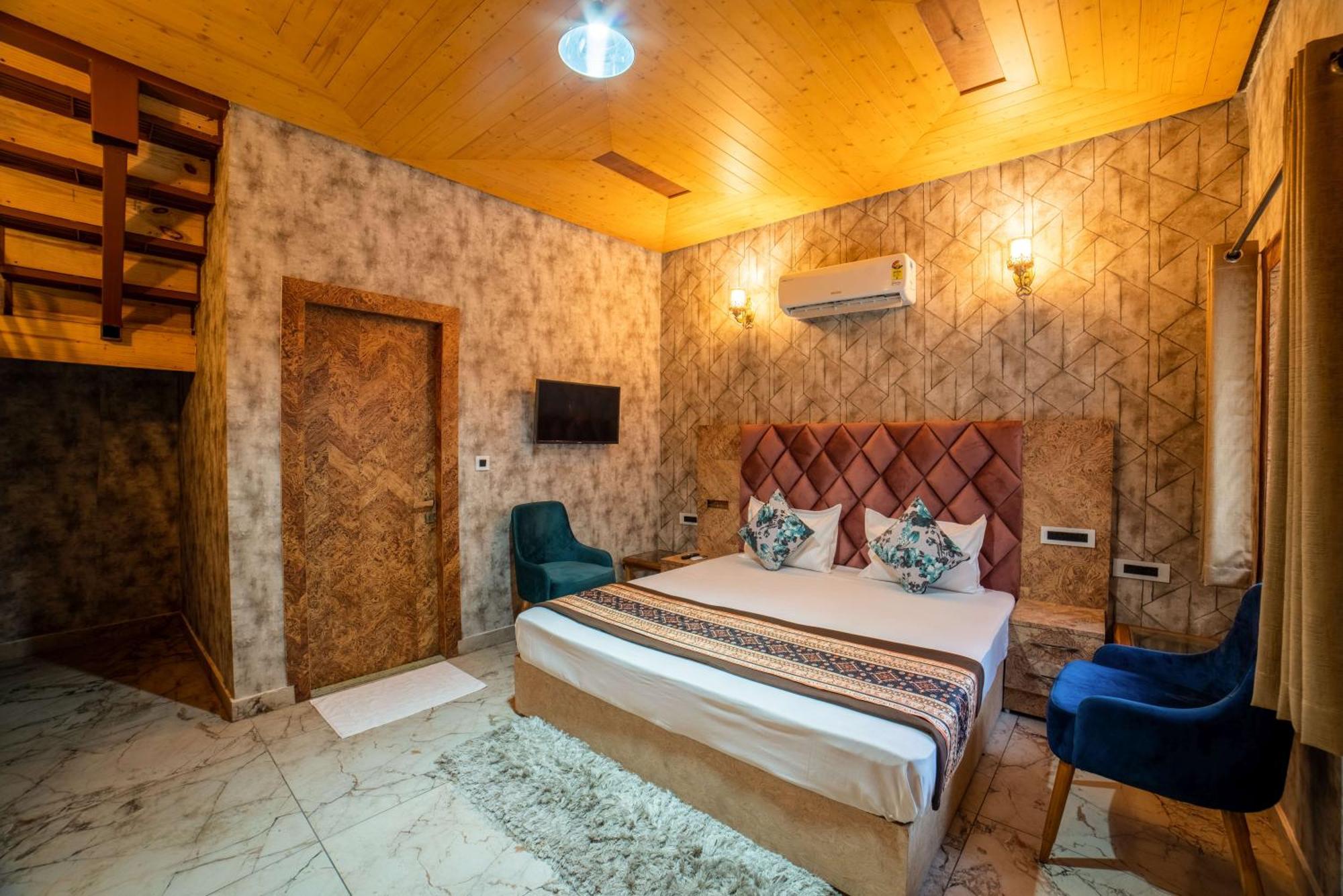 Mudras Grove Resort, Nainital Eksteriør bilde